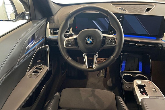 BMW X1 9 of 18