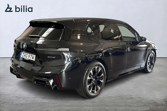 BMW iX 17 of 18