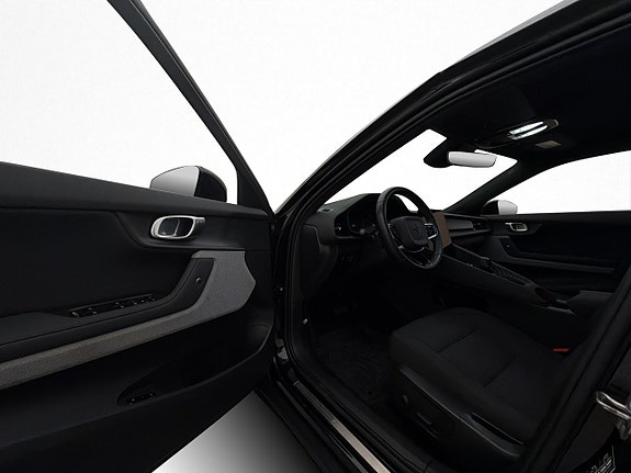 Polestar 2 12 of 30