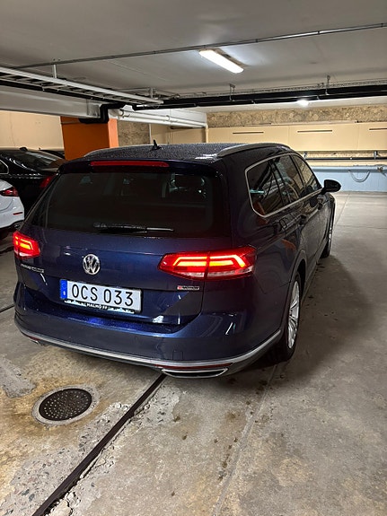 Volkswagen Passat Alltrack 5 of 5