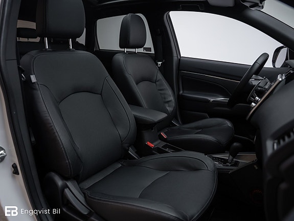 Mitsubishi ASX 30 of 30