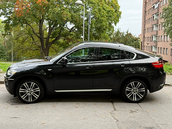 BMW X6 2 of 24