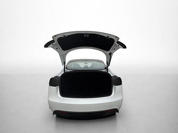 Tesla Model 3 28 of 30