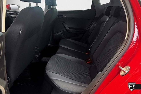 Seat Arona 18 of 26