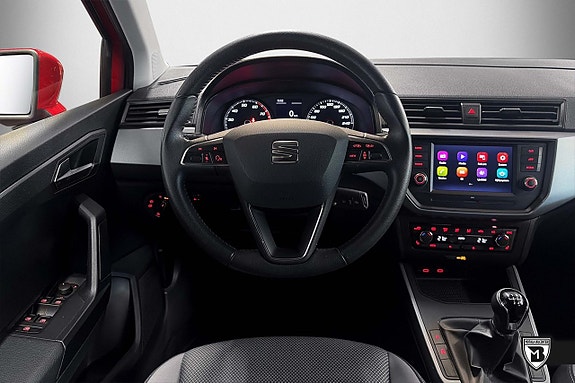 Seat Arona 16 of 26