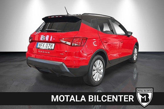 Seat Arona 8 of 26