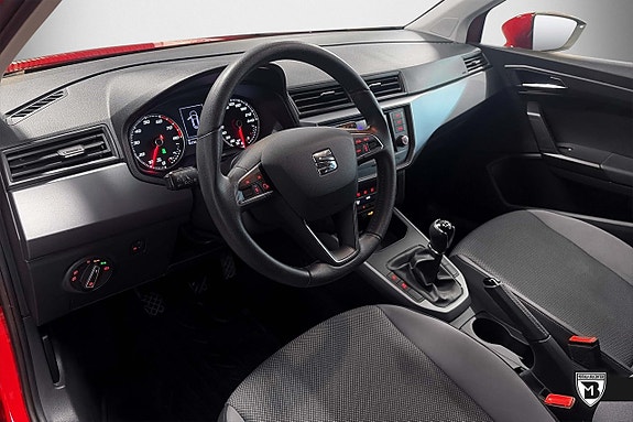 Seat Arona 13 of 26