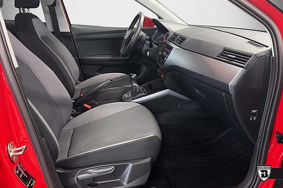 Seat Arona 15 of 26