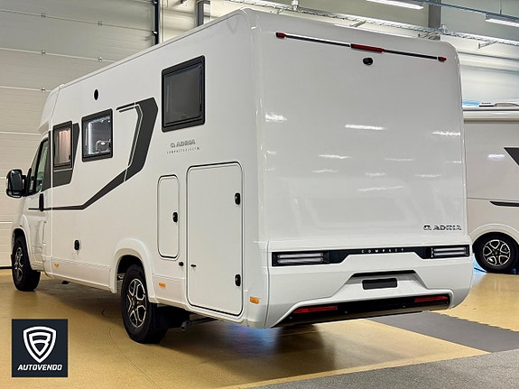 Adria Compact Select DL 2 of 15