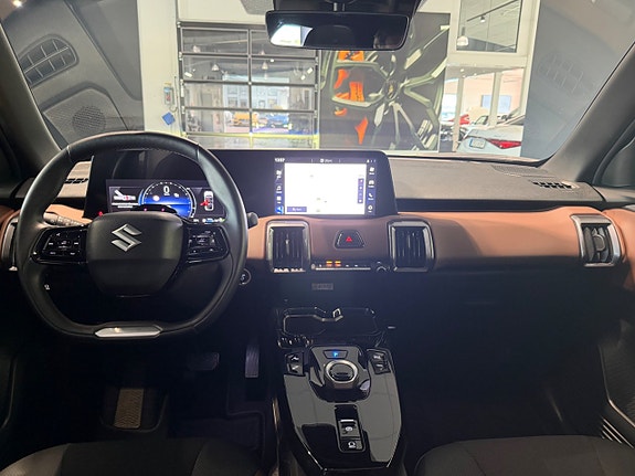 Suzuki eVitara 8 of 16