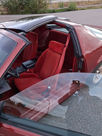 Chevrolet Camaro 9 of 11