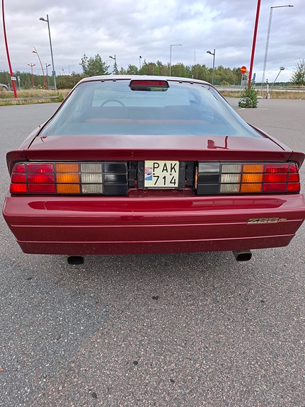 Chevrolet Camaro 8 of 11