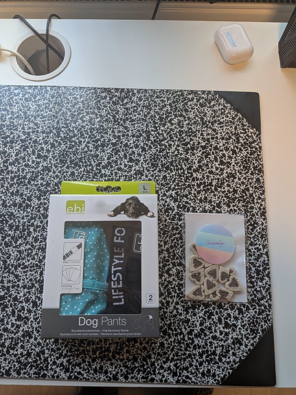 Product image 1 of 3