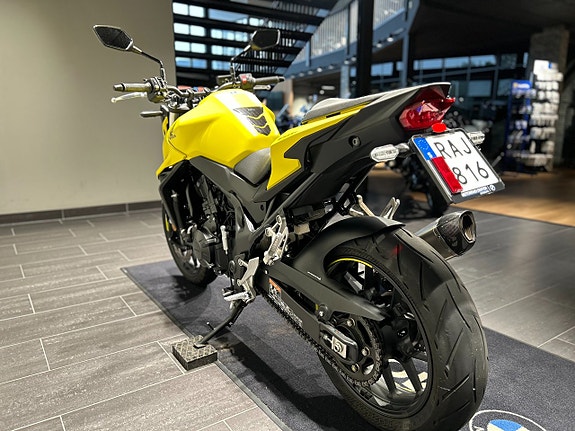 Honda CB750 Hornet / Helsystem/ Handtagsvärme /Quickshifter /Räntefri 6 of 19