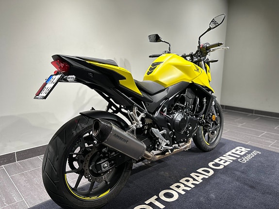 Honda CB750 Hornet / Helsystem/ Handtagsvärme /Quickshifter /Räntefri 7 of 19