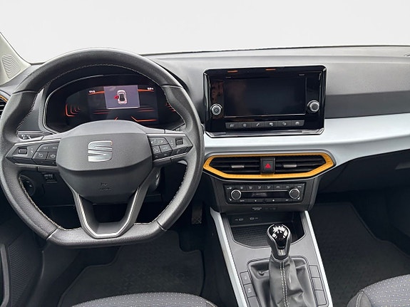 Seat Arona 10 of 15