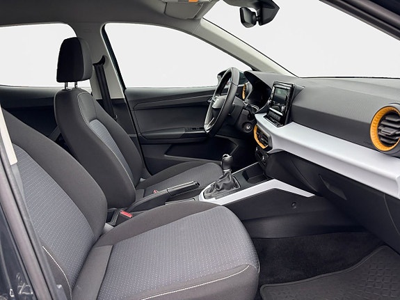 Seat Arona 15 of 15