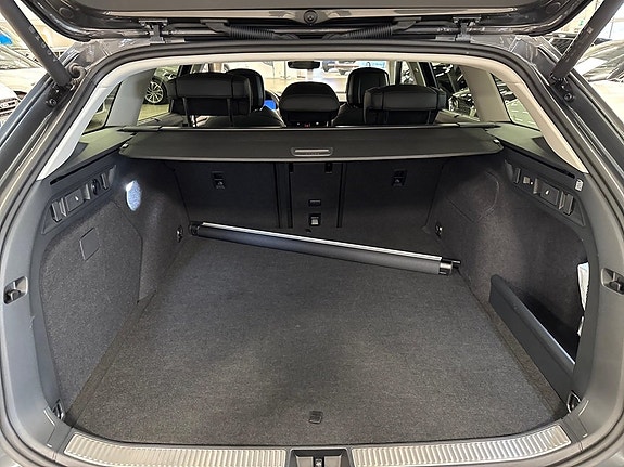 Skoda Superb 15 of 18
