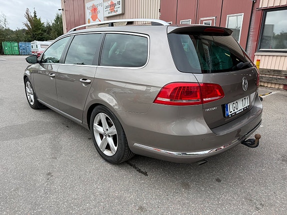 Volkswagen Passat 6 of 13