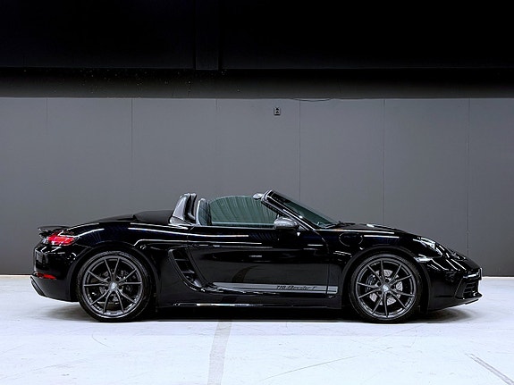 Porsche 718 Boxster T 5 of 26