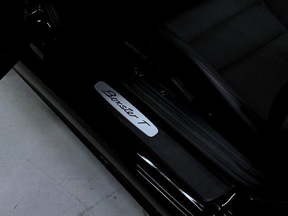 Porsche 718 Boxster T 26 of 26