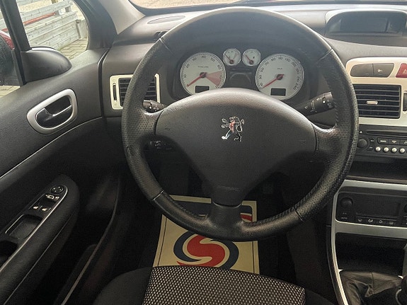 Peugeot 307 13 of 20