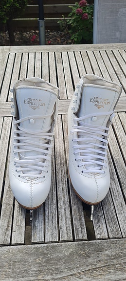 Product image 1 of 7