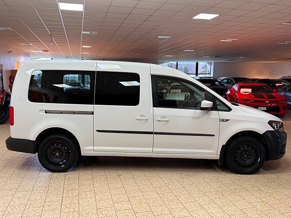 Volkswagen Caddy Maxi 8 of 24