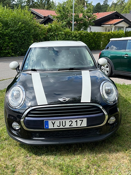 MINI Cooper 3 of 5
