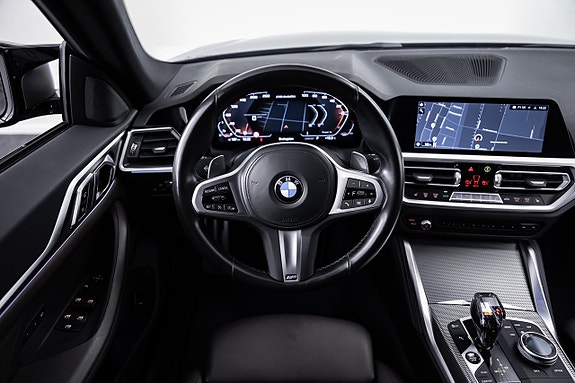 BMW M440i 19 of 27