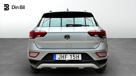 Volkswagen T-Roc 5 of 12