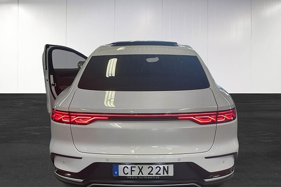 BYD Han 11 of 19