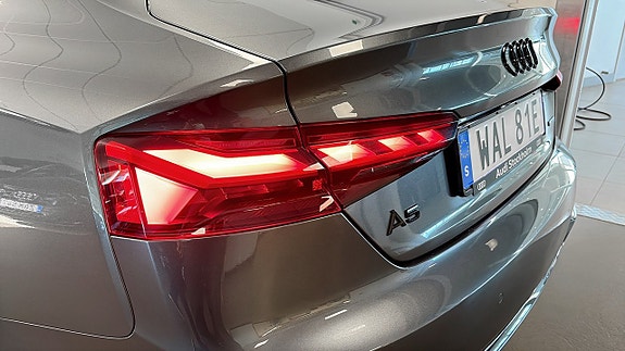Audi A5 15 of 16