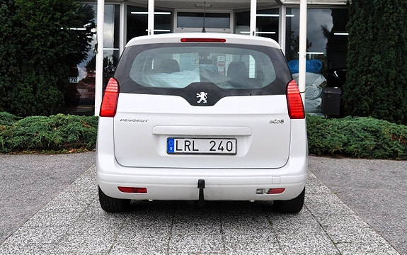 Peugeot 5008 5 of 14