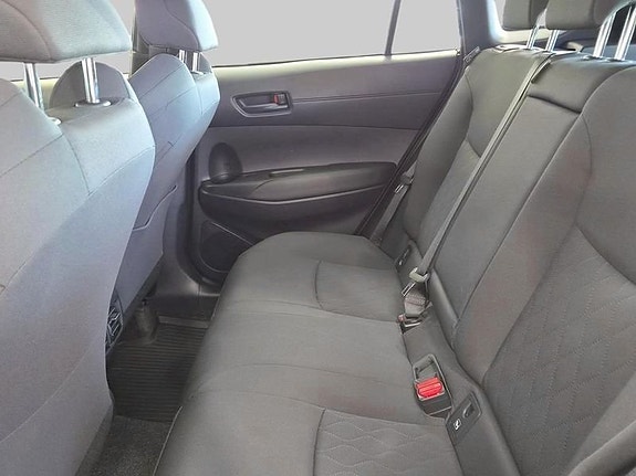 Toyota Corolla Cross 8 of 11
