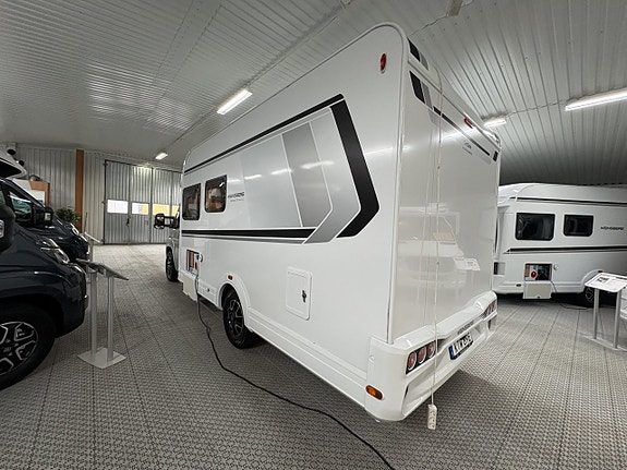 Weinsberg R58 3 of 13