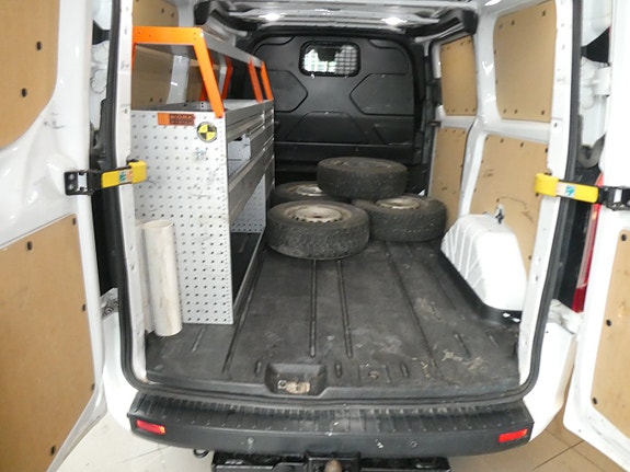 Ford Transit Custom 4 of 5
