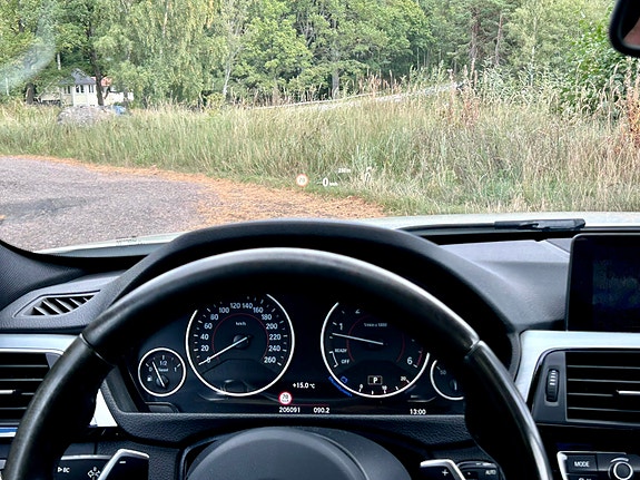 BMW 330d 26 of 30