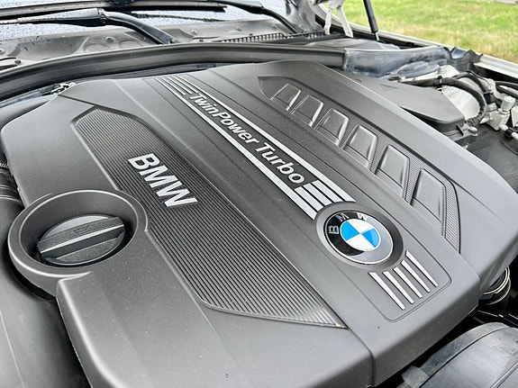 BMW 330d 24 of 30