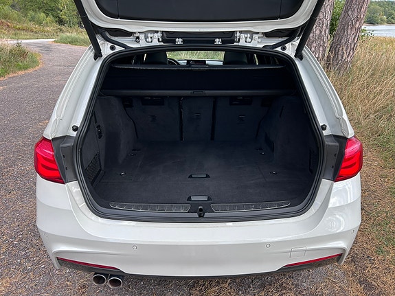 BMW 330d 22 of 30