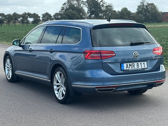 Volkswagen Passat 6 of 30