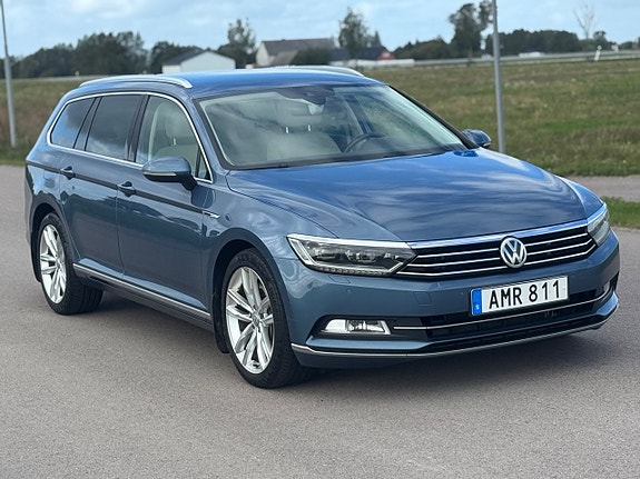 Volkswagen Passat 3 of 30
