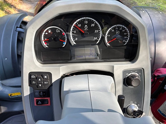 Valtra N174 Direct frontlyft + Pto GPS nya däck 11 of 12
