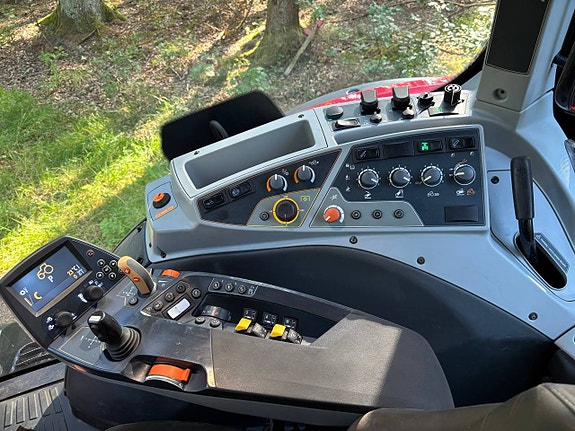 Valtra N174 Direct frontlyft + Pto GPS nya däck 9 of 12
