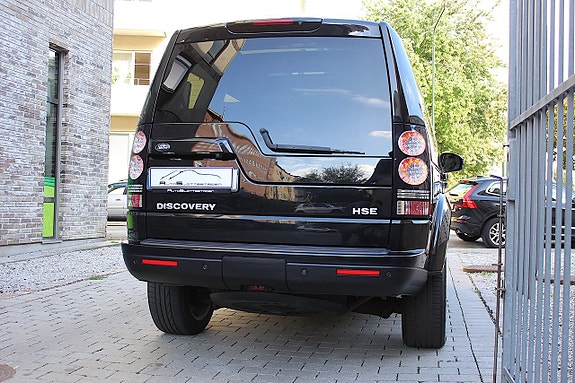 Land Rover Discovery 4 22 of 30