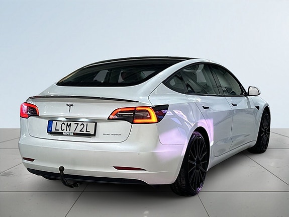 Tesla Model 3 6 of 22