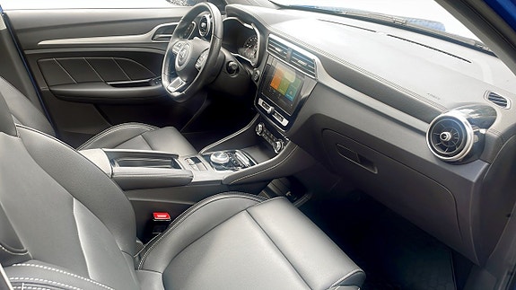 MG ZS EV 3 of 9