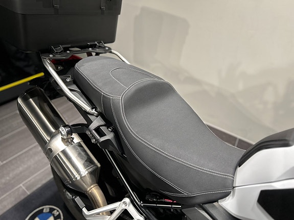 BMW F800GS / Serviceavtal / Toppbox / Chassi-sänkt / Barkbusters 8 of 18
