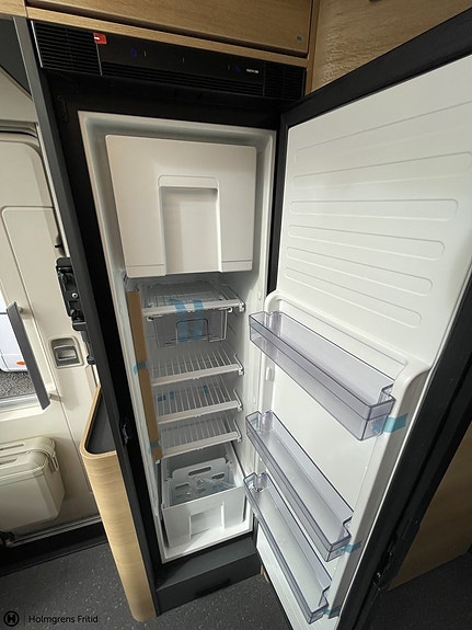 Adria Coral Select 670 SL | TRUMA DIESEL | SUNROOF | LÅNGBÄDDAR | 14 of 27