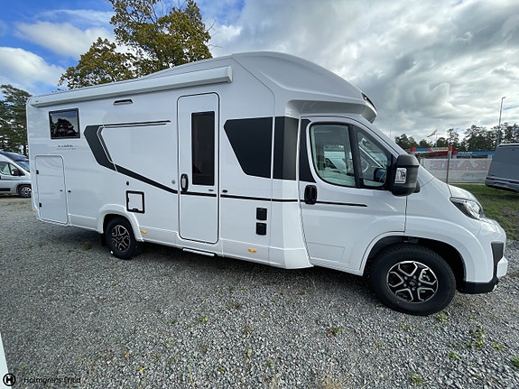 Adria Coral Select 670 SL | TRUMA DIESEL | SUNROOF | LÅNGBÄDDAR | 2 of 27